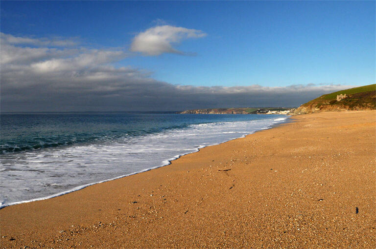 Loe Bar beach - circular walks