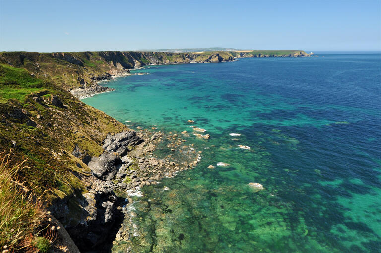 Circular walk from Deadman's Cove to Red River Valley